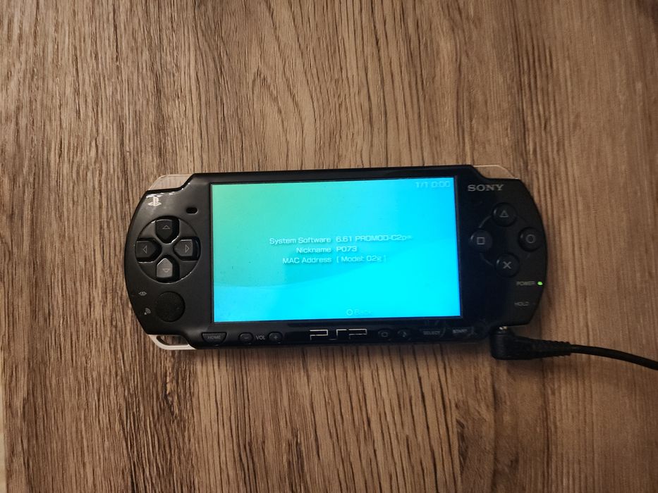 PlayStation Portabil (PSP) 2003 - modat, fara accesorii