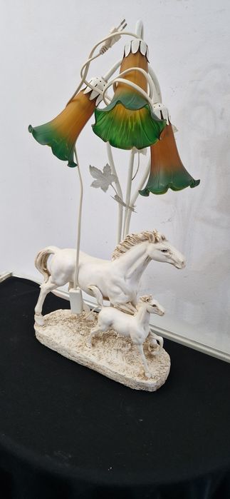 Lampa veioza dimensiuni mari Deosebita