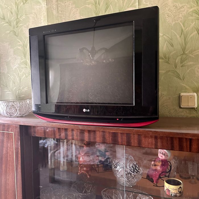 Телевизор LG Ultra