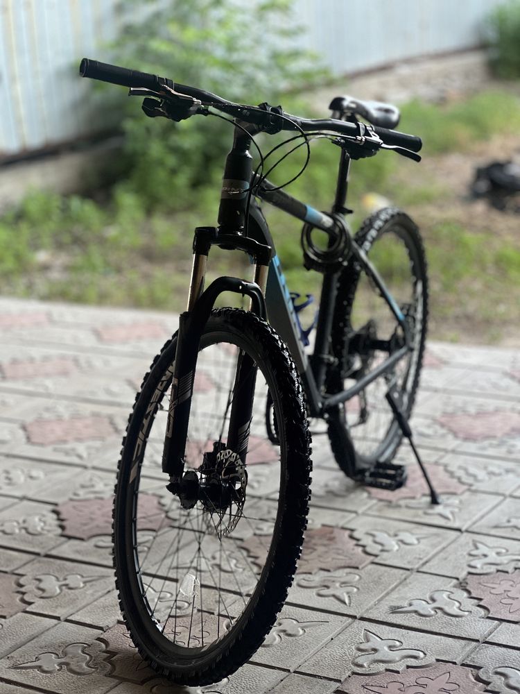 Trinx m500.