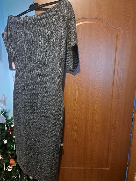 Нови елегантни рокли - официални