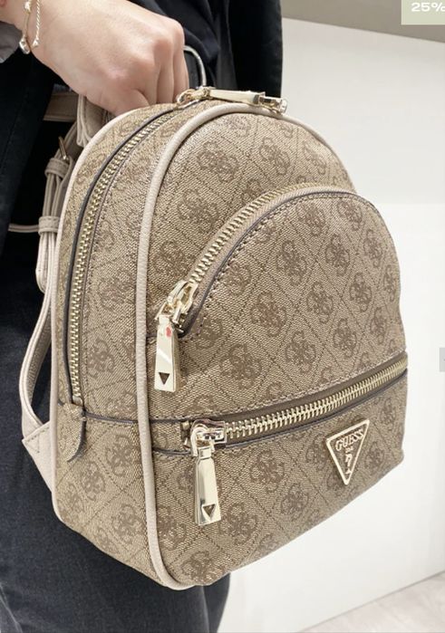 Раница Guess Manhattan