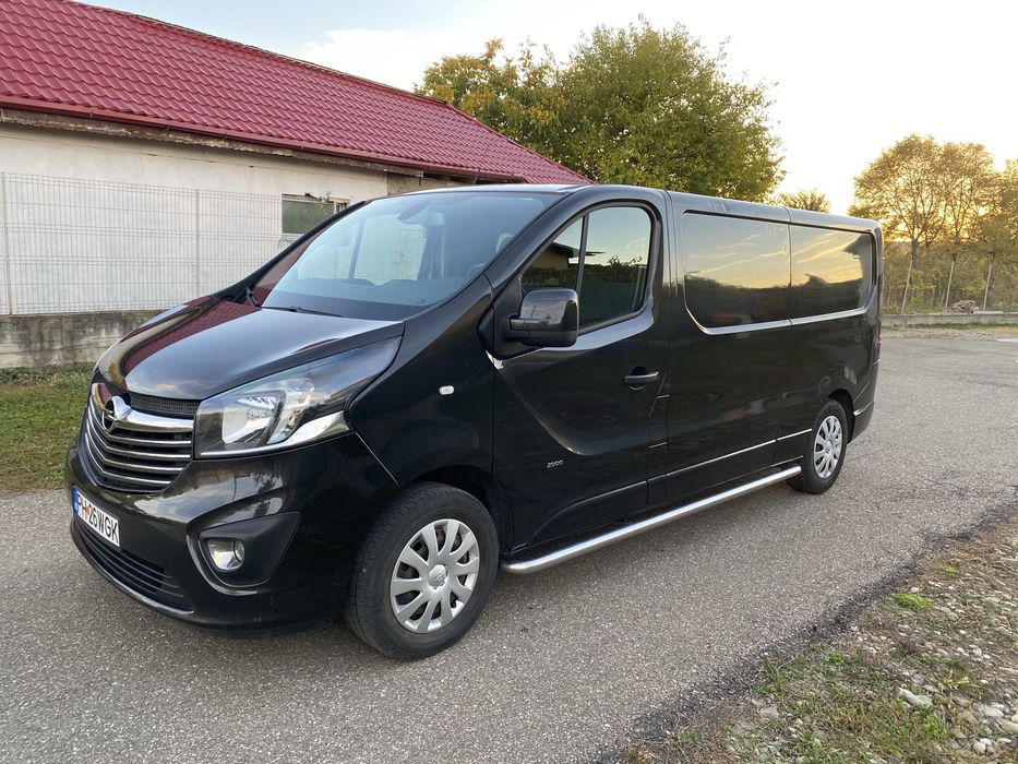 Opel Vivaro  2016