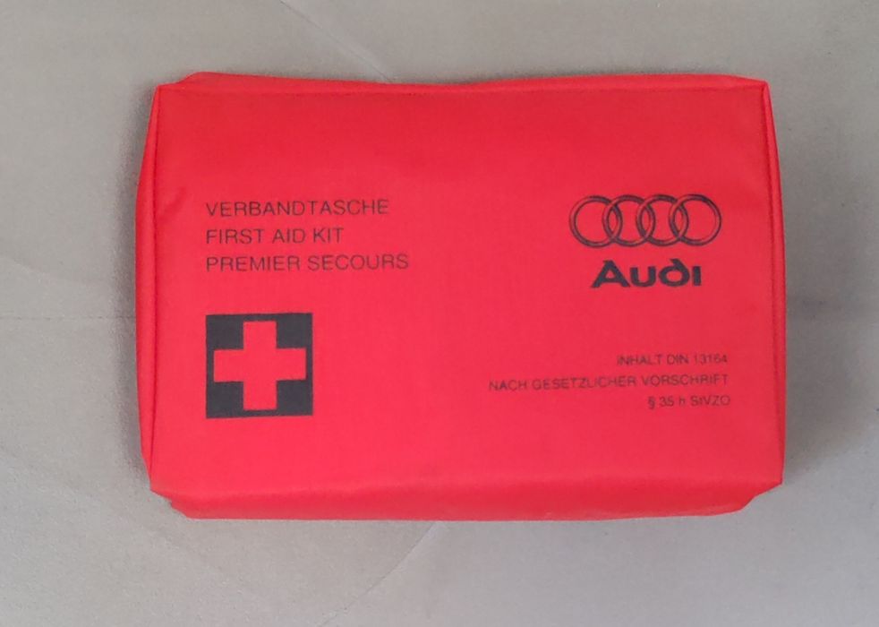 Trusa medicală auto Audi și BMW