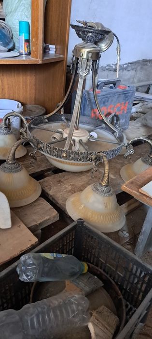 Продам кованую люстру