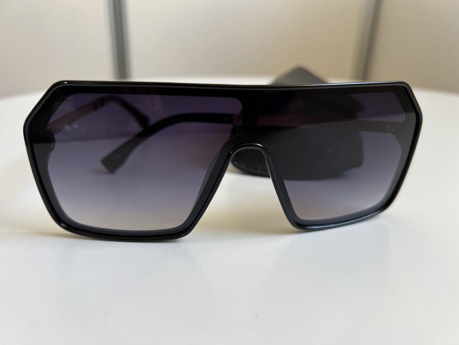 Ochelari soare + toc piele