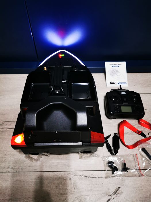 Barcuta cu GPS 500 M navomodel plantat vaporaș nadit plantat 3 cuve!!