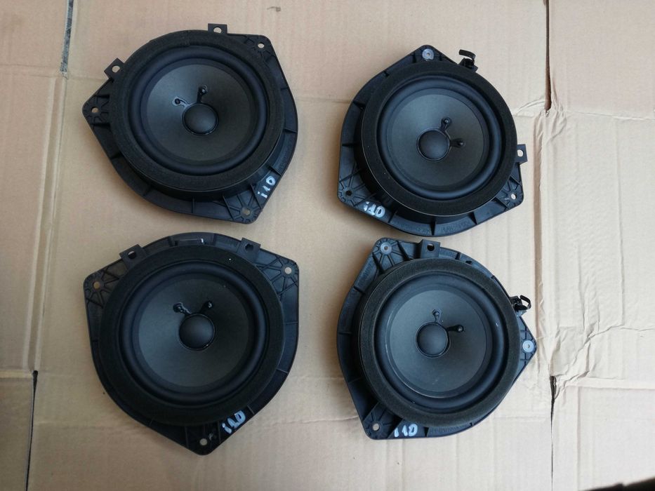 Hyundai i10/ Хюндай и10 десен сенник/ колонки/ тон колони