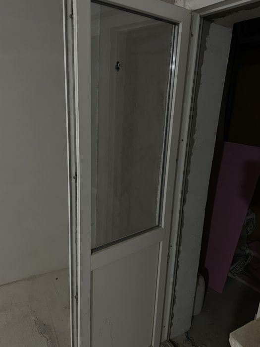 Geamuri cu usa pentru balcon