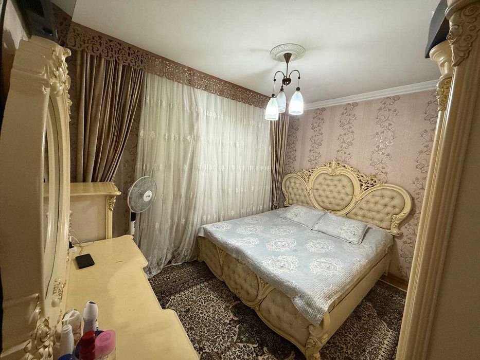 4 хонали, Юнусобод 4-квартал, универсам