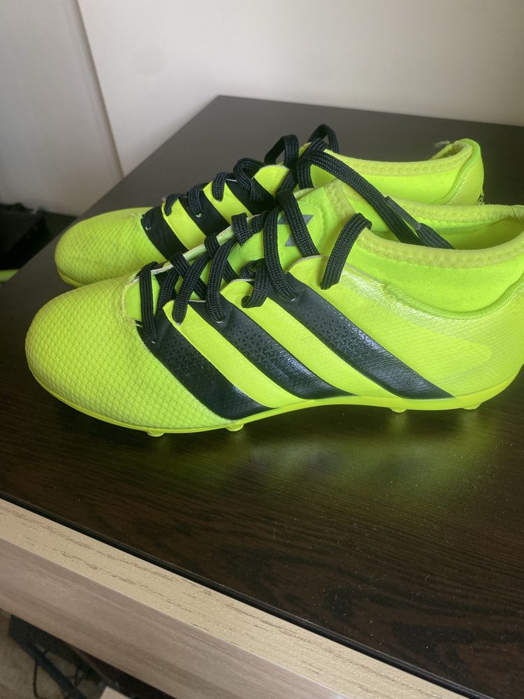 Adidas -Бутонки!!
