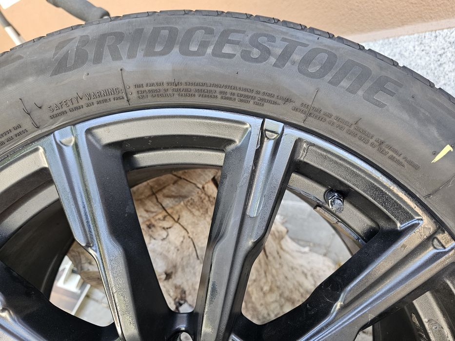 Продавам джанти с гуми 20" и датчици за БМВ X5,X6