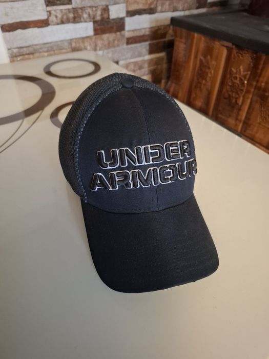 Sapca under amor purtata o data