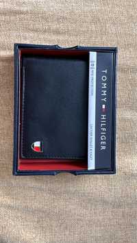 Portofel Tommy Hilfiger original in cutie