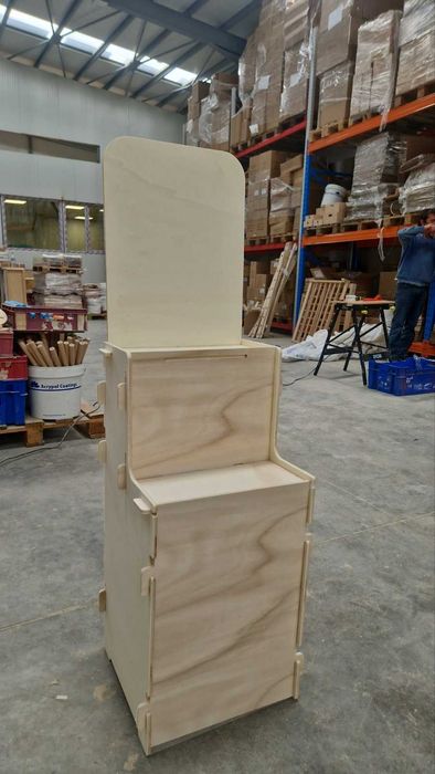 Рекламни стелажи за алкохол 20бр - цената е с ДДС (ГОЛЯМА ОТСТЪПКА)