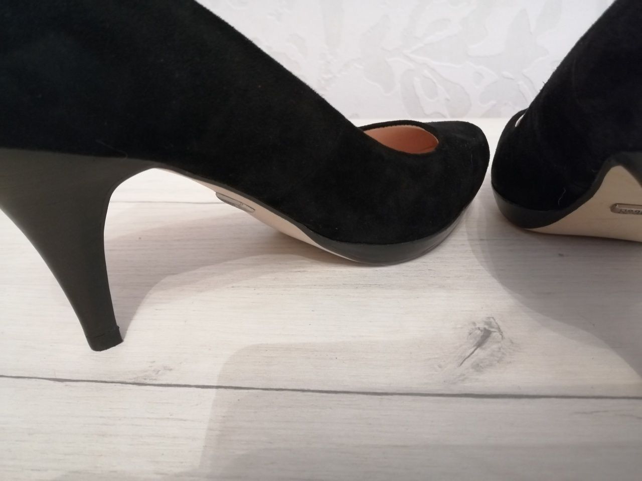 Елегантни обувки от естествена кожа Buffalo London 40 номер