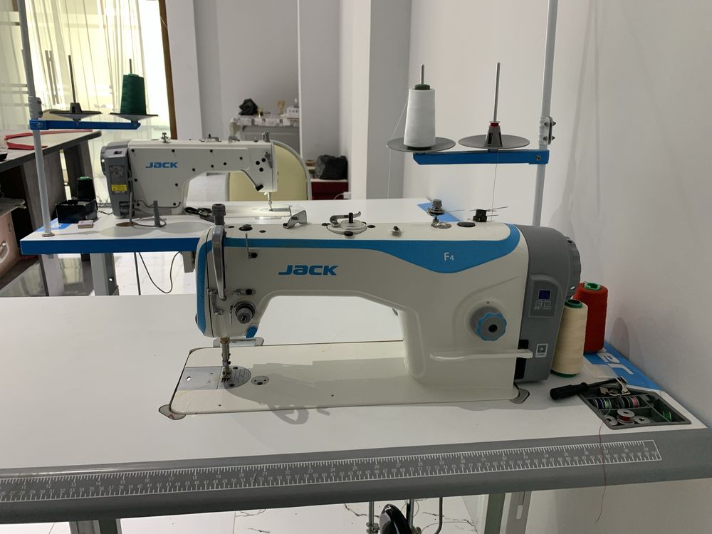 Jack f4 и jack e4s вместе срочно продается