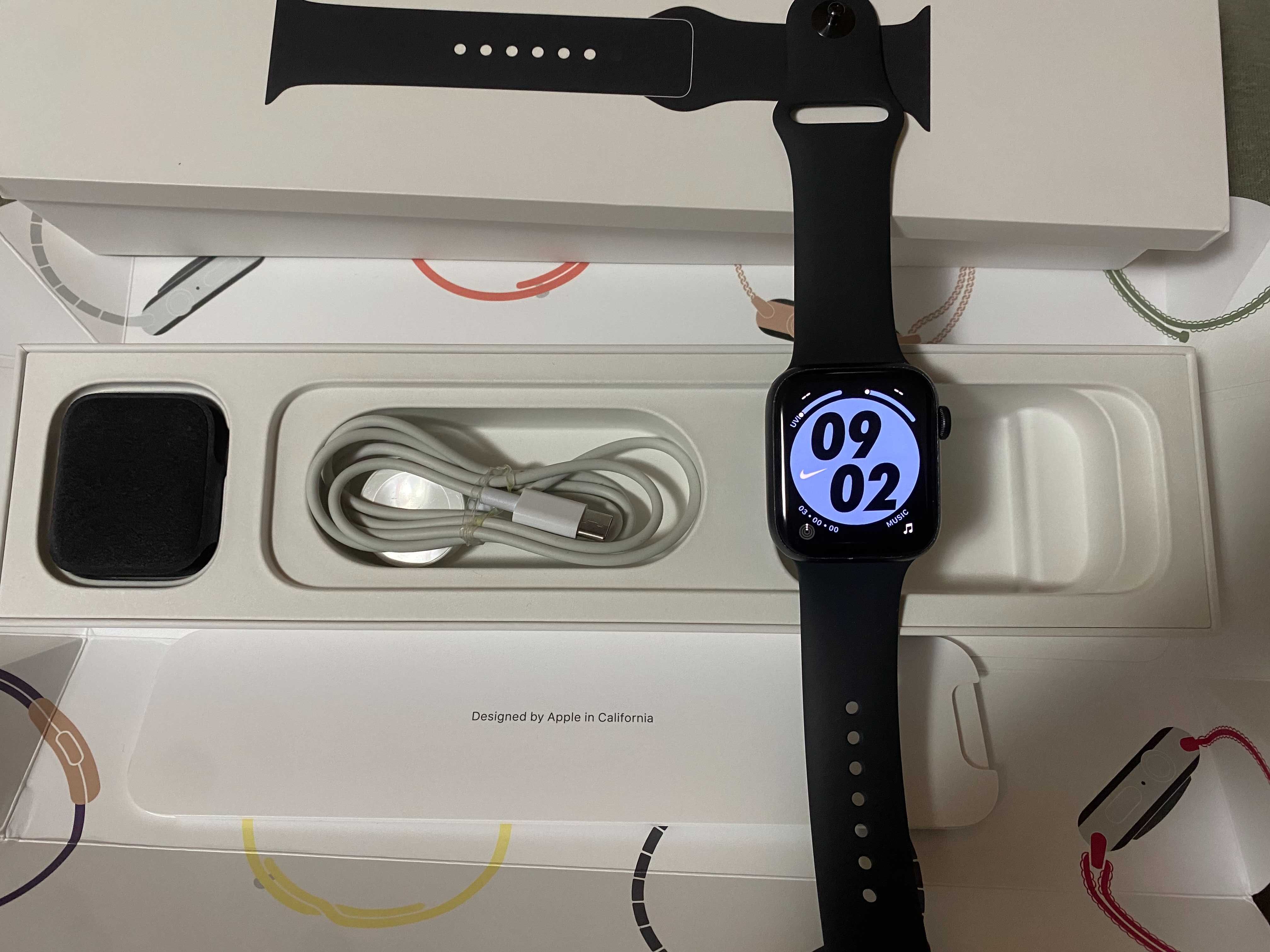 Apple Watch SE 44mm Black  Model A2352