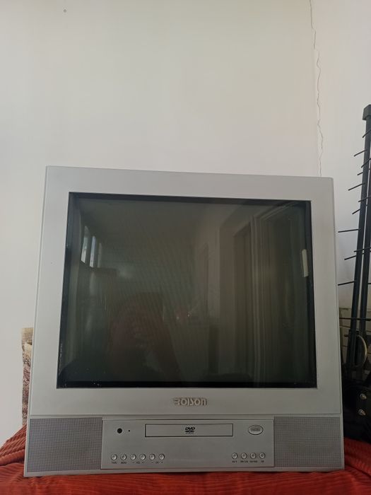 Roison televizor sotiladi