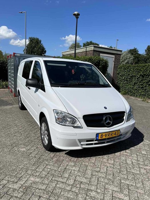 Vând mercedes vito