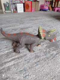 Продам динозавра хасмозавр