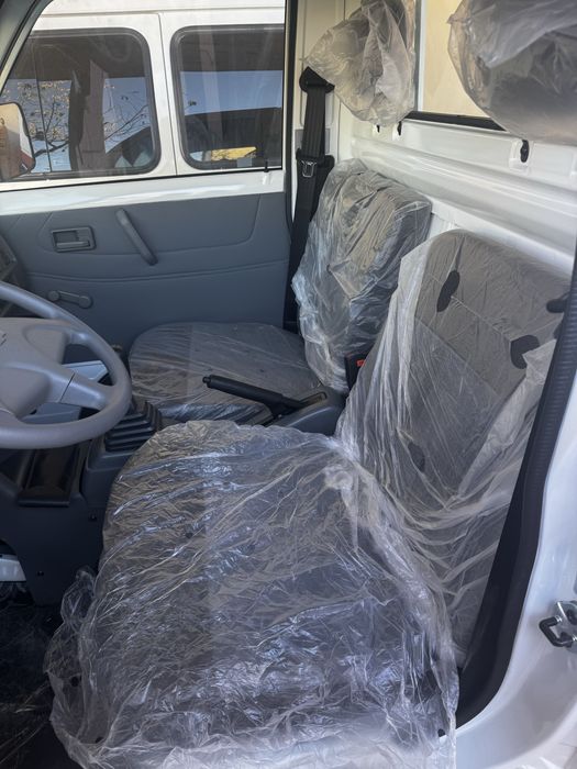 Лабо сотилади янги номир олинмаган! Колган малимотлар телефонда гаплаш