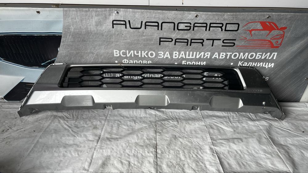 2 броя Решетка и маска Subaru Outback 4 2018-
