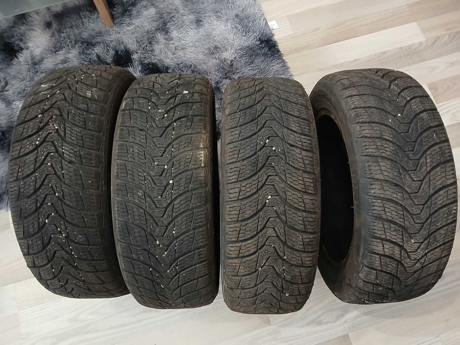 Vând anvelope de iarnă