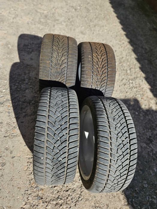 Продавам 4 бр гуми