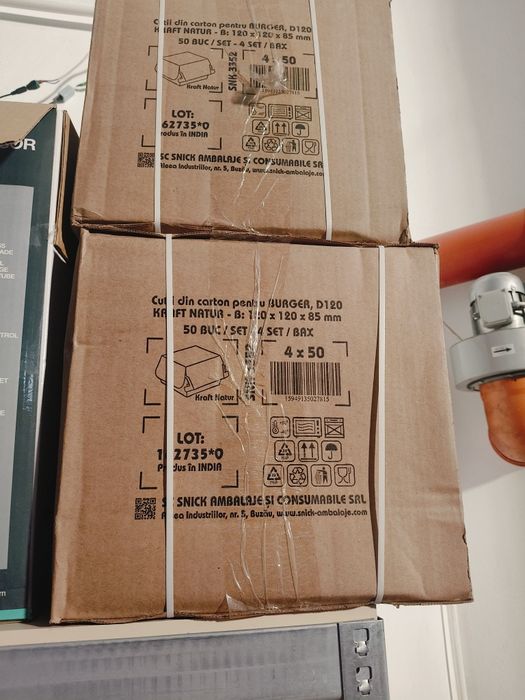 Mese bar rotunde albe,cu piror inox