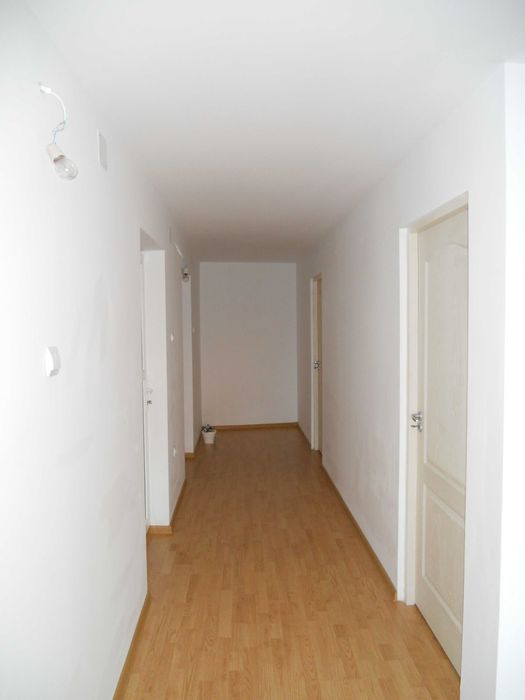 garsoniera ap, 3 camere (100 mp), et 2 in imobil privat, zona Lisimed