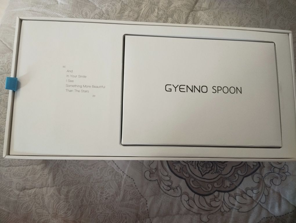 Gyenno Parkinson Spoon Lite v2.0