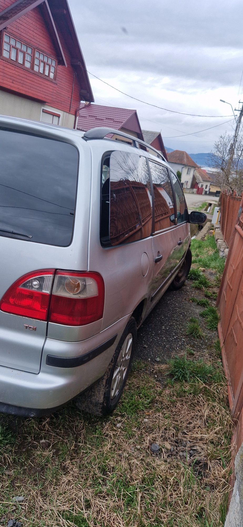 Dezmembrez ford galaxy