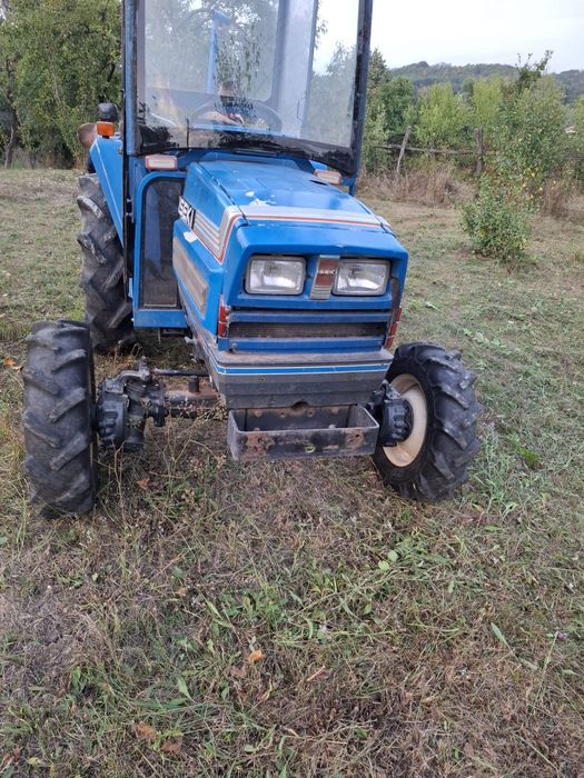 Tractor iseki 26 cai