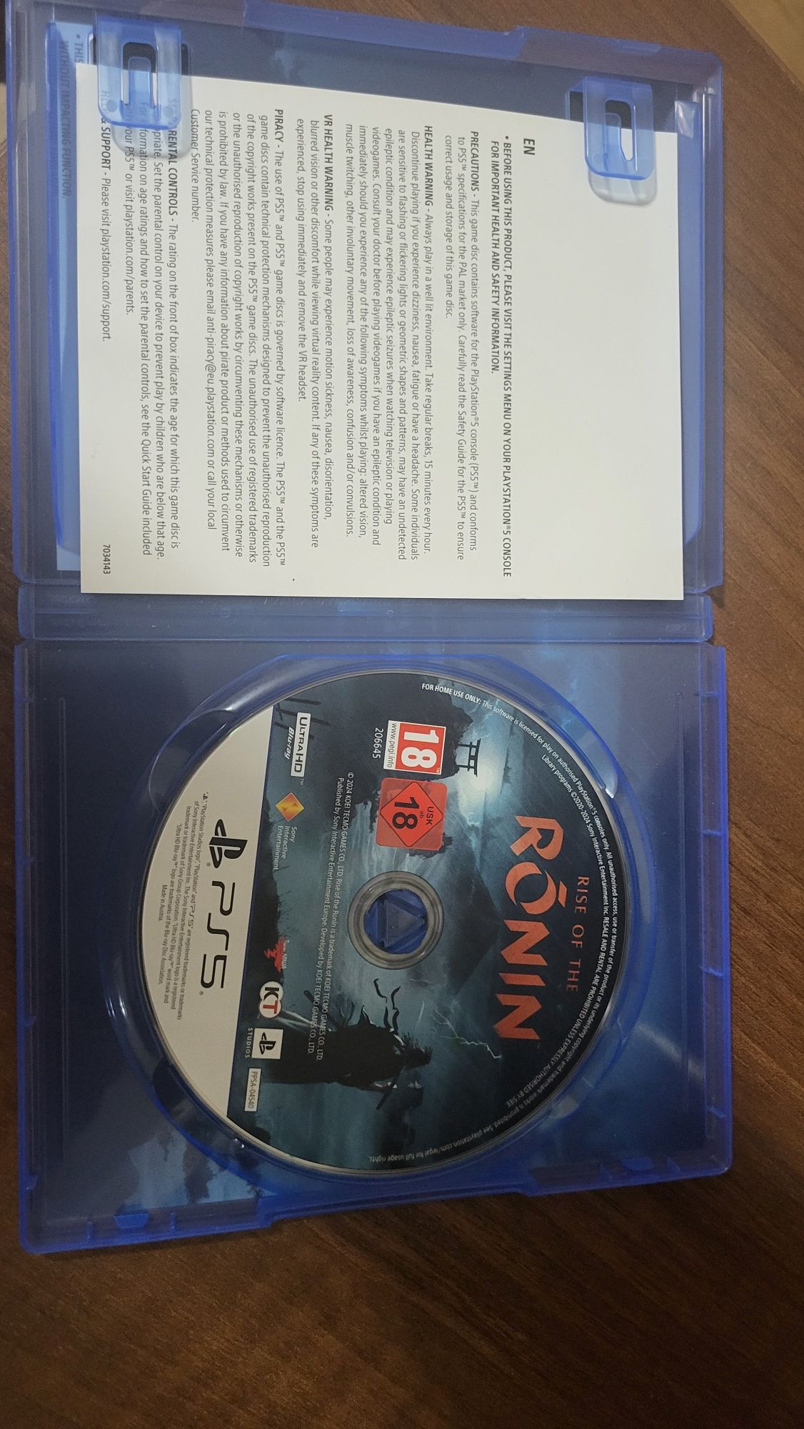 vând joc  Ronin  ps5