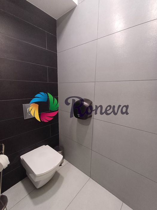 Дава се под наем Офис в Варна, Център - 143 кв.м за 2228 € - Снимка #4