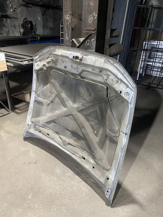 Капот Митсубиси Галант 8