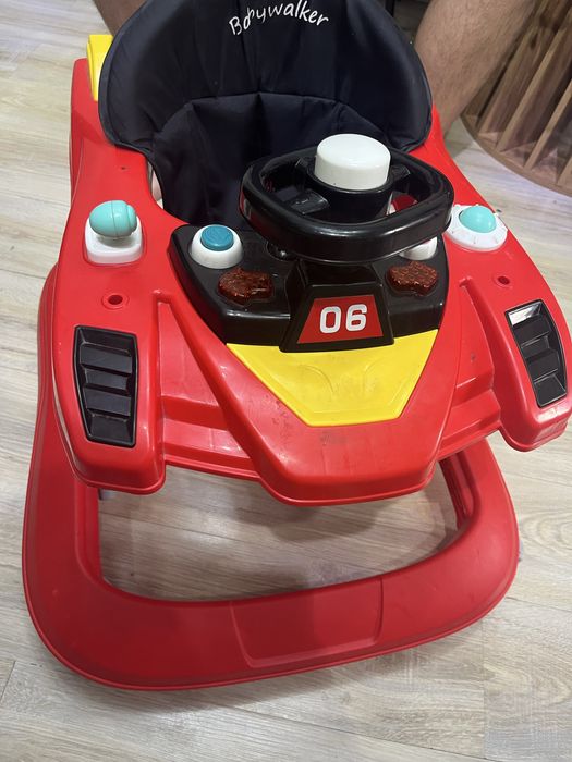 Продам ходунок для малыша в отличном состоянии