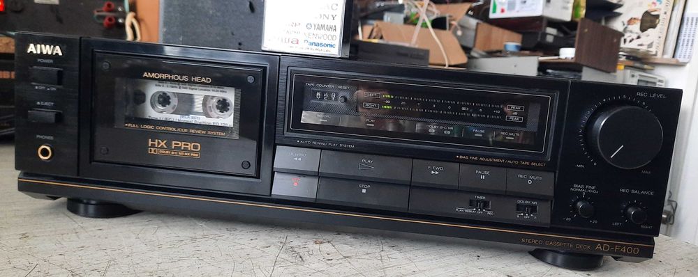 Продавам чудесен двуглав дек  AIWA AD-F400