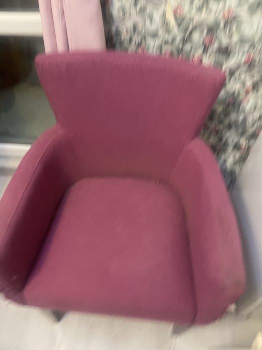 Продам стулья на кухню