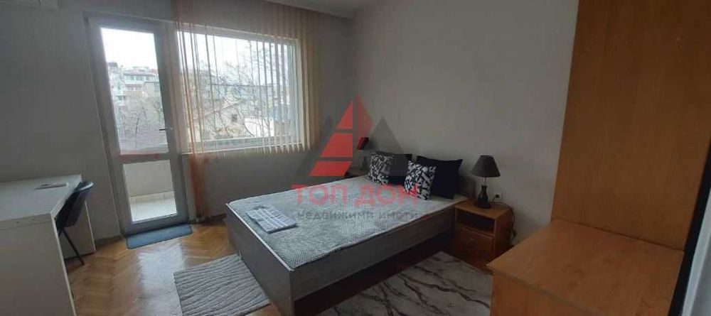 Дава се под наем Четиристаен апартамент в Варна, Център - 100 кв.м за 1000 € - Снимка #4