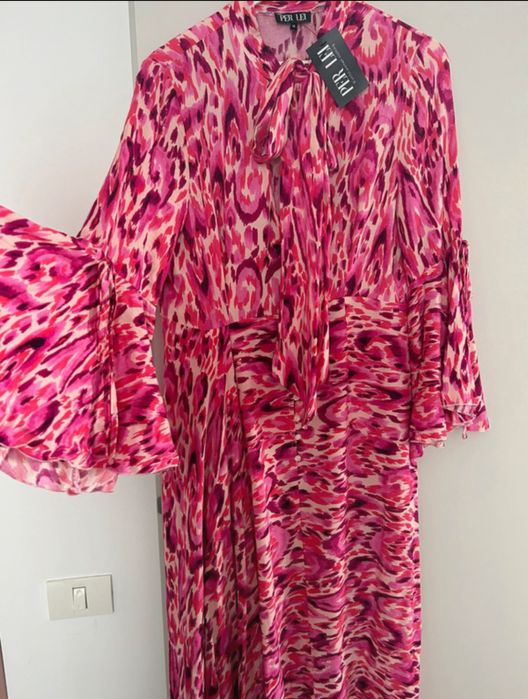 Rochie PerLei cu etichetă