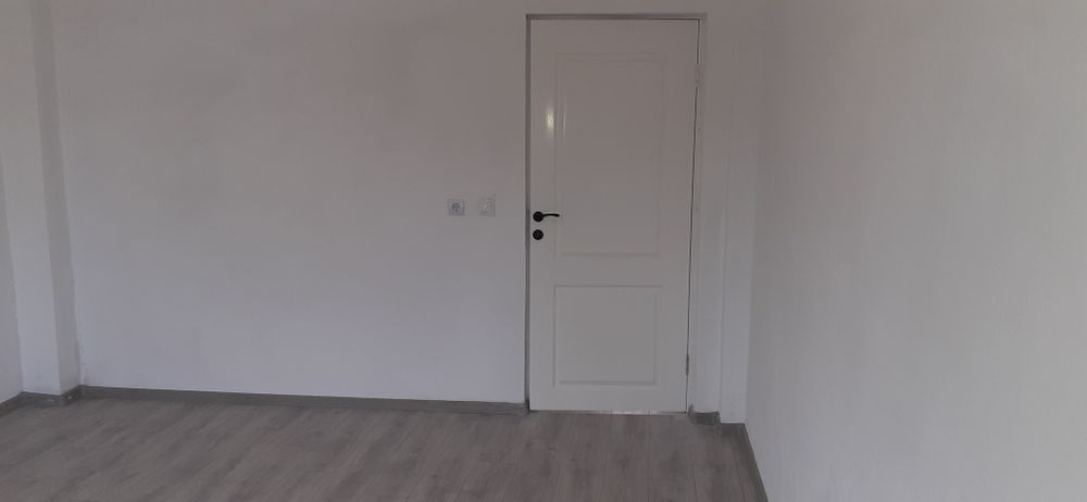 Proprietar-vand casa, zona Craiova, Str. Plaiul Vulcanesti.