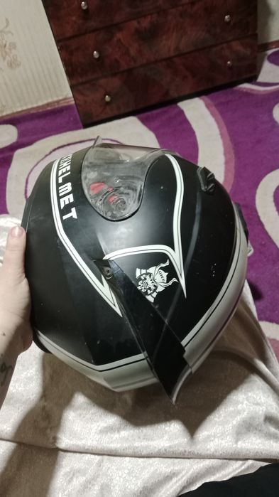 Шлем гайк  почти новый