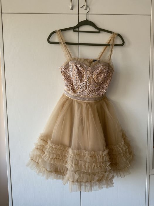 Разкошна рокля  Alessa