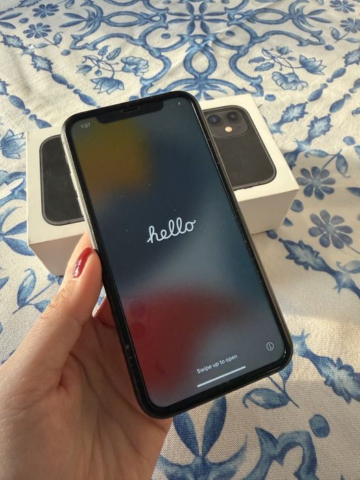 Телефон iphone 11 64gb