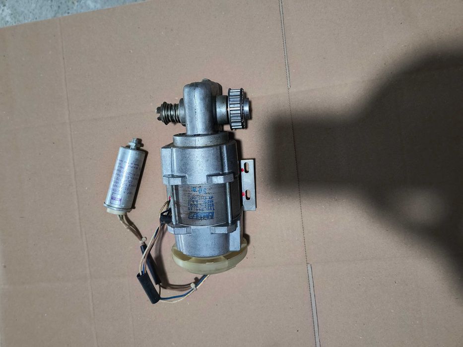 Diferite motoare 220V