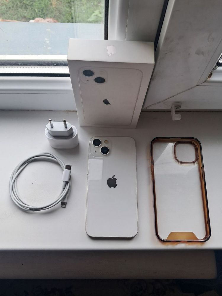 Iphone 13 в отличном состояний