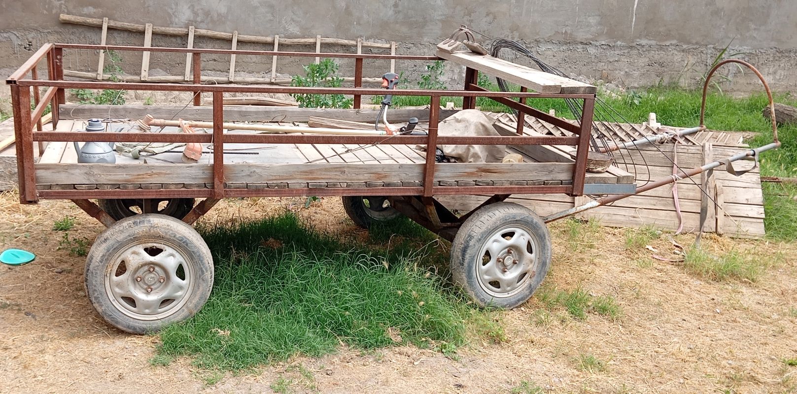 Arava 4 ta balonlik Arava.Sotilad