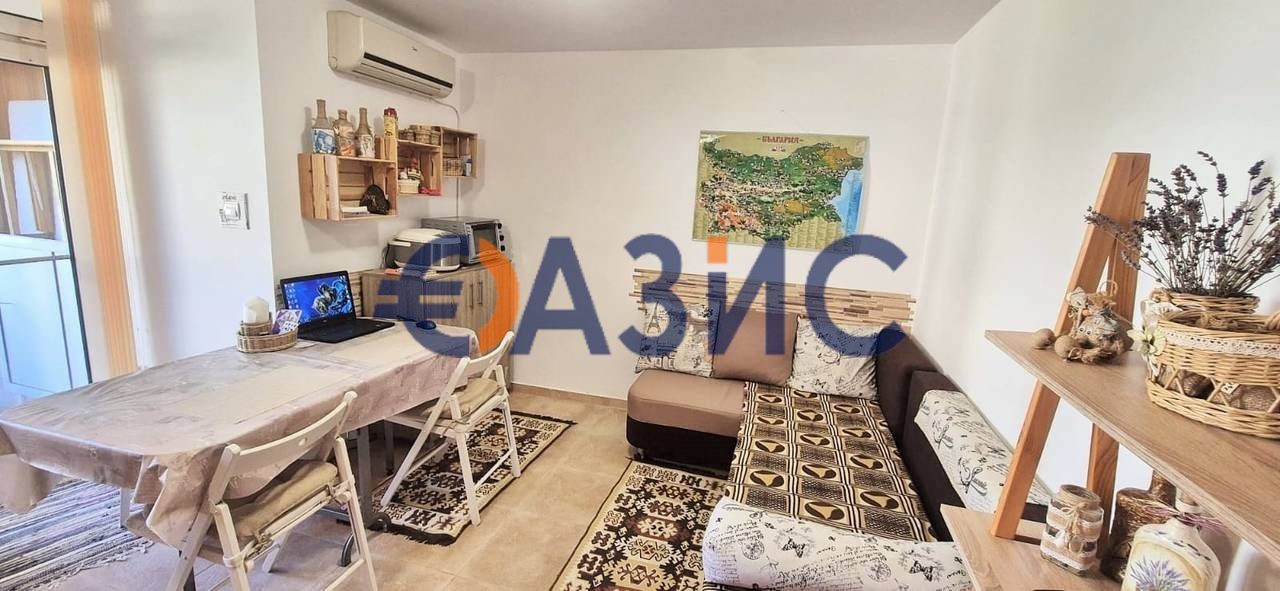 Продава се Двустаен апартамент в Свети Влас - 50 кв.м за 1260 €/кв.м - Снимка #4